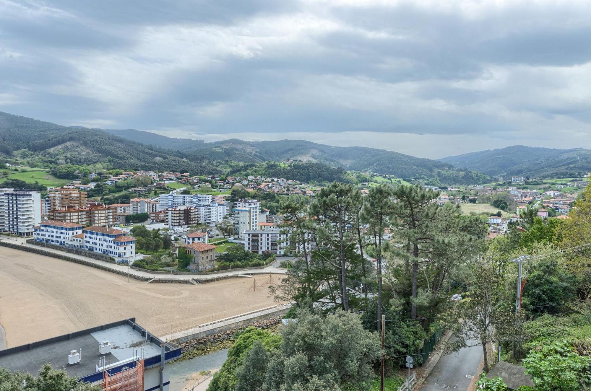 Coast & Beach View Parking Бакіо Екстер'єр фото